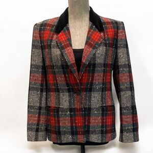Jones New York Red and Black Tartan Blazer Size 6 Velvet collar